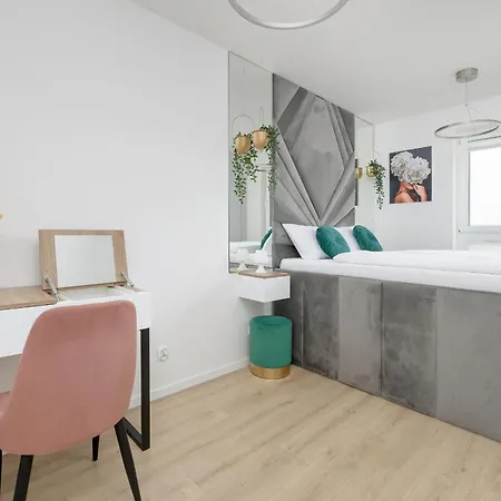 Stylish With Balcony And Garage In By Renters * Swinemünde